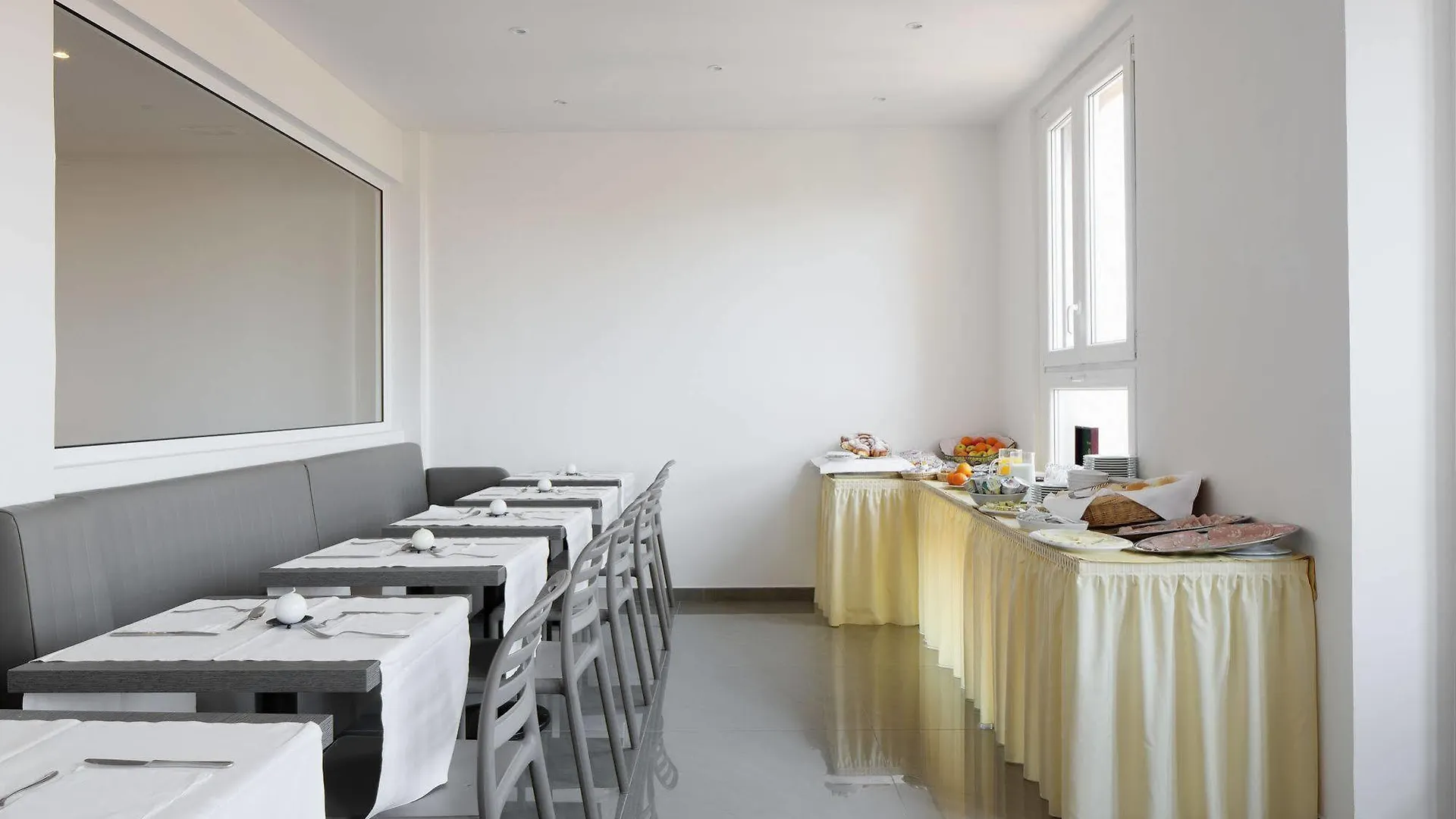 Hotel Cantoria Florence 3*,